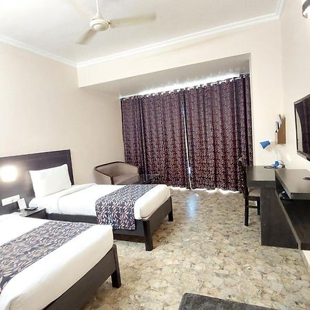 Hotel City Inn Waranasi Zewnętrze zdjęcie