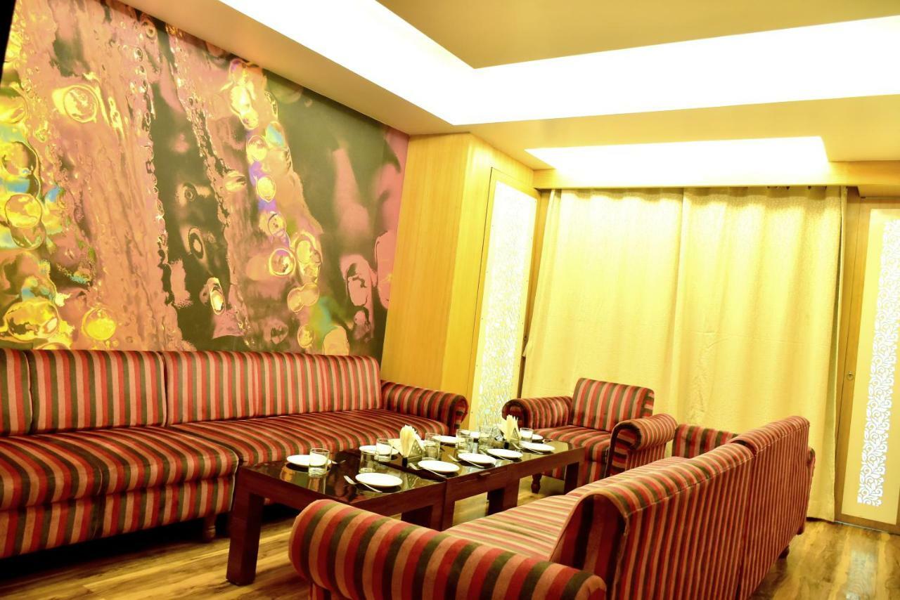 Hotel City Inn Waranasi Zewnętrze zdjęcie