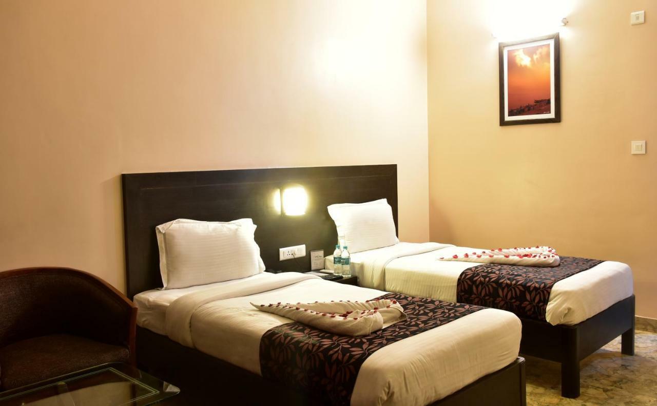 Hotel City Inn Waranasi Zewnętrze zdjęcie
